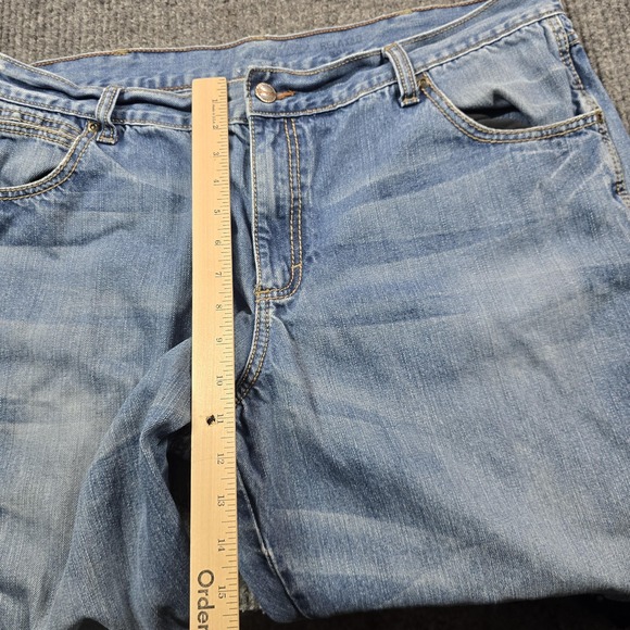 Wrangler Jeans Mens 40x32 Light Wash Relaxed Bootcut Denim Frayed Hem 38x30 - Picture 8 of 13